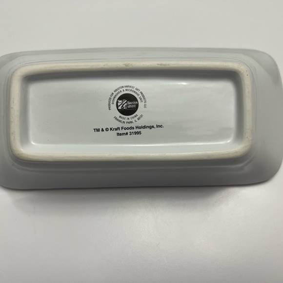 Three OREO Cookies Ceramic Banana Split Dish Bowl by Houston Harvest. - Picture 3 of 8